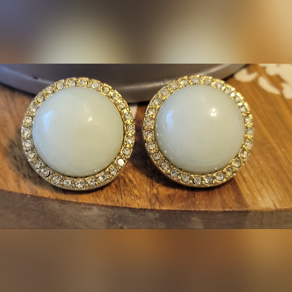 GUC Stud Earrings